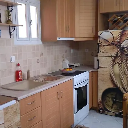 Dimitris House بيت للعطل *